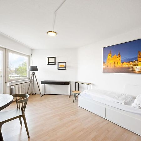 Sali Homes - Fewo Bluehendes Barock Ludwigsburg Kültér fotó